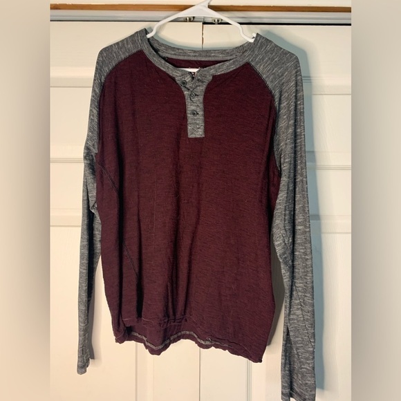 𝅺MEN'S L/S Tee, XL, Maroon & Gray - Picture 1 of 4